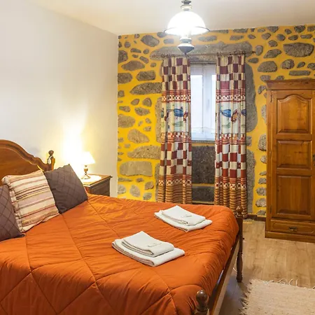 Casa Da Ramada 坎普-杜热雷什