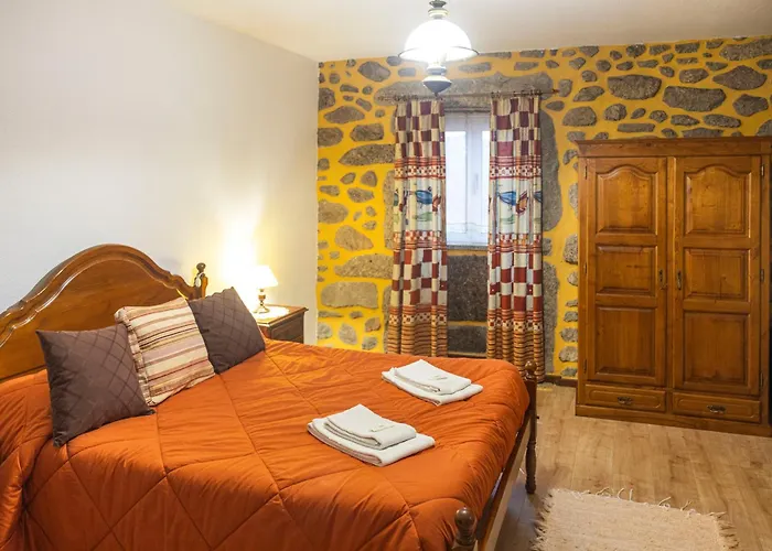 Casa Da Ramada 坎普-杜热雷什