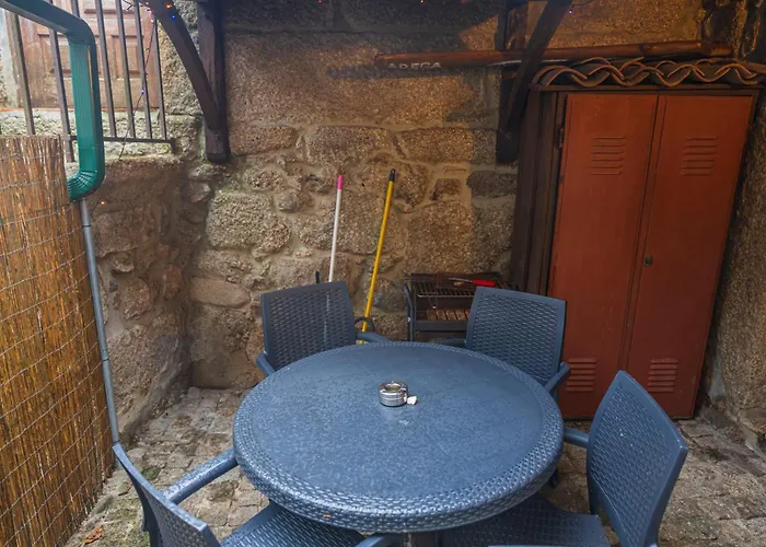 Casa Da Ramada * 坎普-杜热雷什