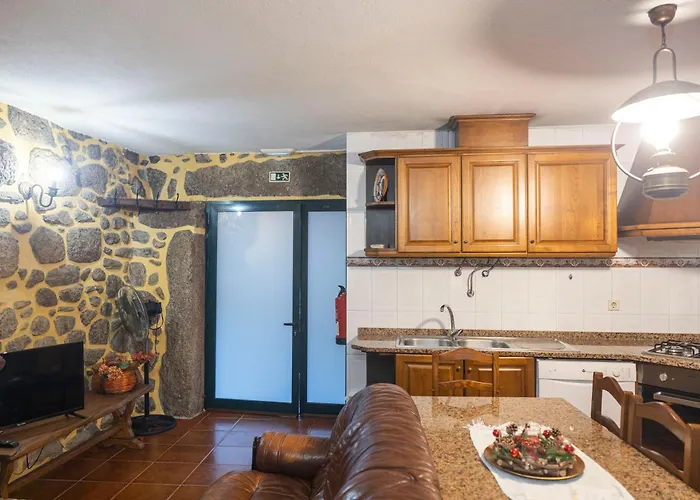 Casa Da Ramada * 坎普-杜热雷什